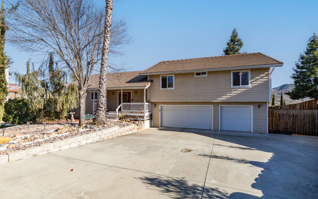 1932 Wood Duck, Paso Robles, CA. 93446