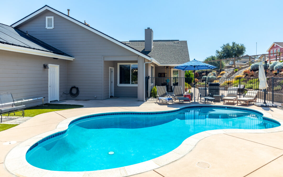 9851 Steelhead Paso Robles, CA. 93446